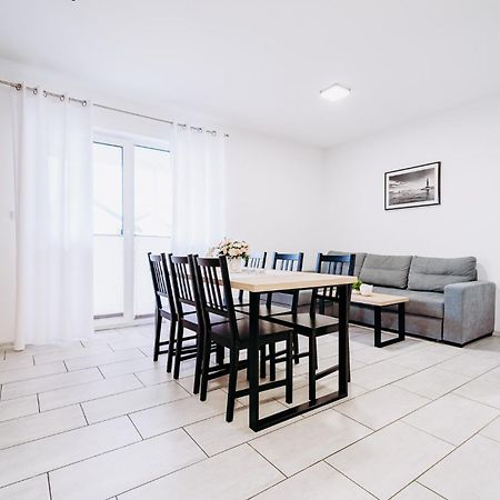 Nadmorska Przystan Apartamenty - Basen, Sala Zabaw, Rowery, Animacje أوستكا المظهر الخارجي الصورة