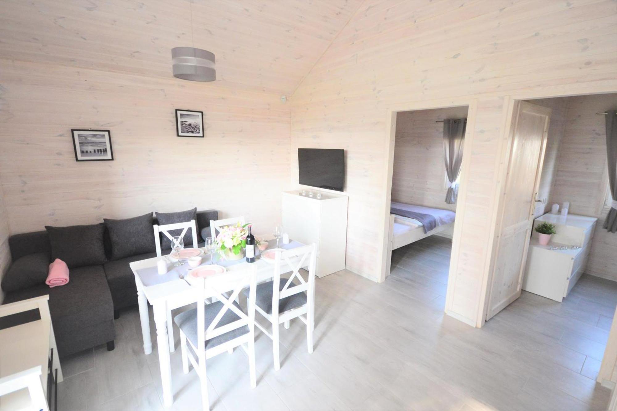 Nadmorska Przystan Apartamenty - Basen, Sala Zabaw, Rowery, Animacje أوستكا الغرفة الصورة